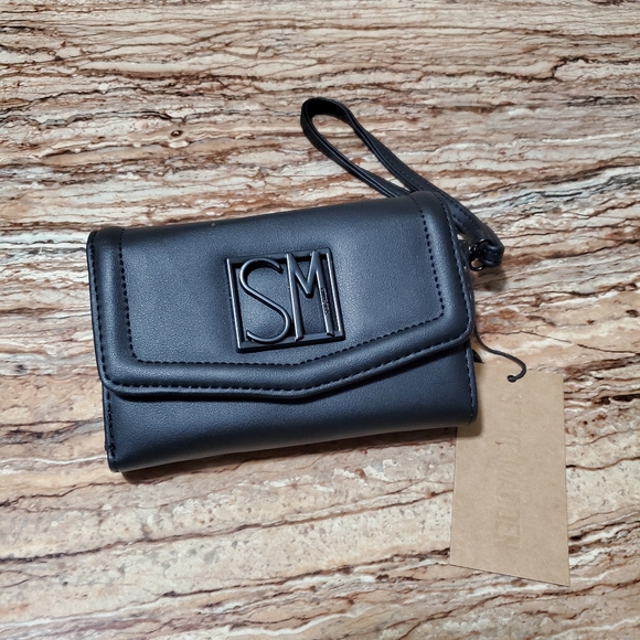 Steve Madden Handbags - Steve Madden